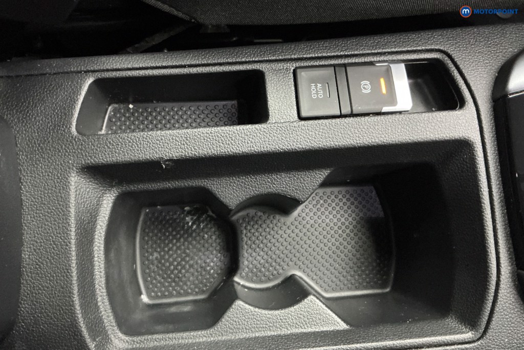 Volkswagen T-Roc Active Manual Petrol SUV - Stock Number (1587986) - 14th supplementary image