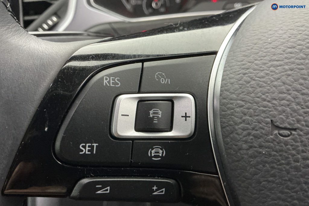 Volkswagen T-Roc Active Manual Petrol SUV - Stock Number (1587986) - 18th supplementary image