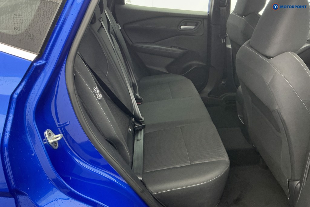 Nissan Qashqai Acenta Premium Automatic Petrol SUV - Stock Number (1588147) - 4th supplementary image