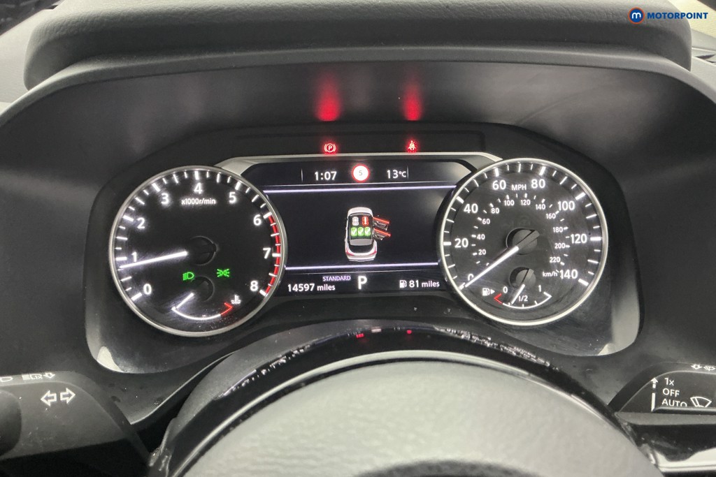 Nissan Qashqai Acenta Premium Automatic Petrol SUV - Stock Number (1588147) - 9th supplementary image