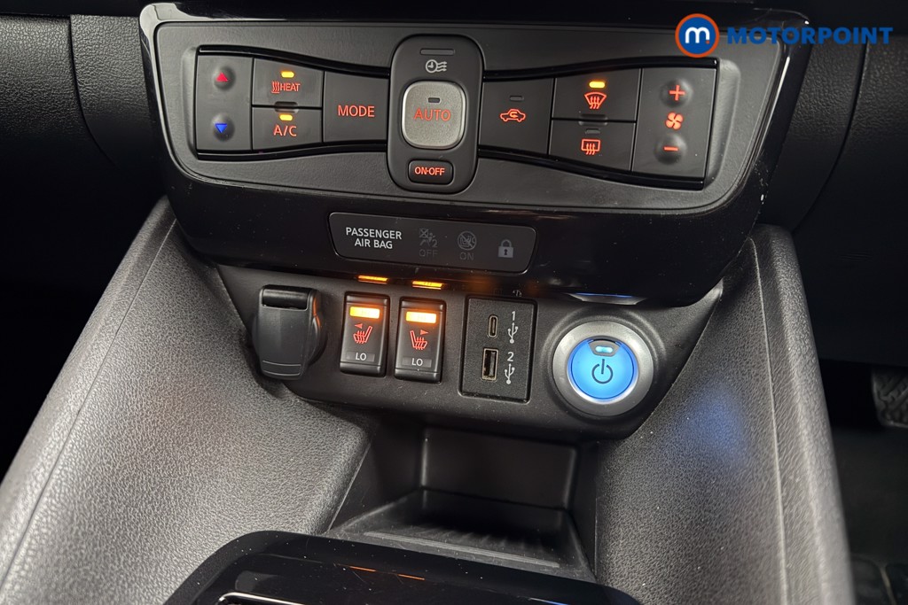 Nissan Leaf N-Connecta Automatic Electric Hatchback - Stock Number (1589313) - 12th supplementary image