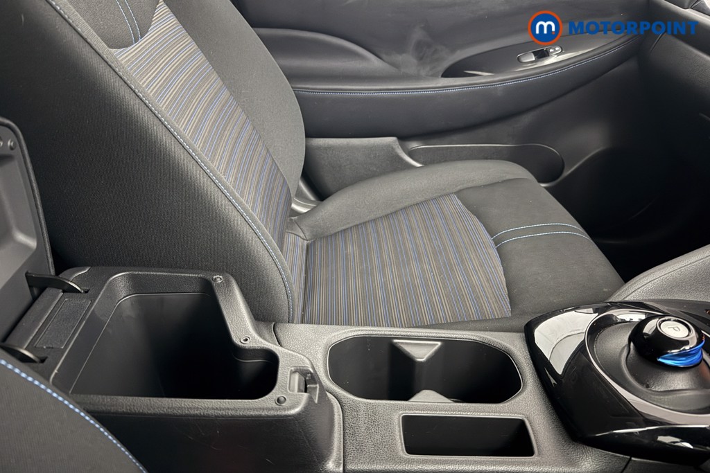 Nissan Leaf N-Connecta Automatic Electric Hatchback - Stock Number (1589313) - 14th supplementary image