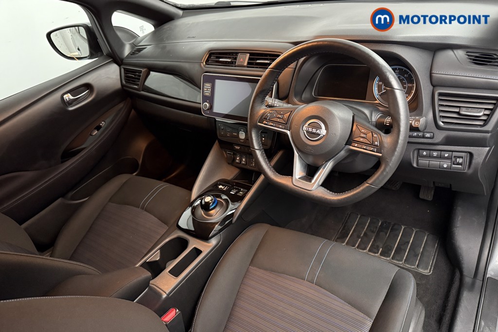 Nissan Leaf N-Connecta Automatic Electric Hatchback - Stock Number (1589313) - 1st supplementary image
