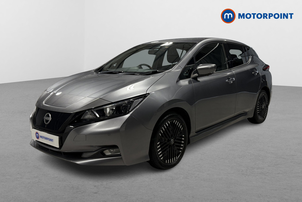 Nissan Leaf N-Connecta Automatic Electric Hatchback - Stock Number (1589313) - Passenger side front corner