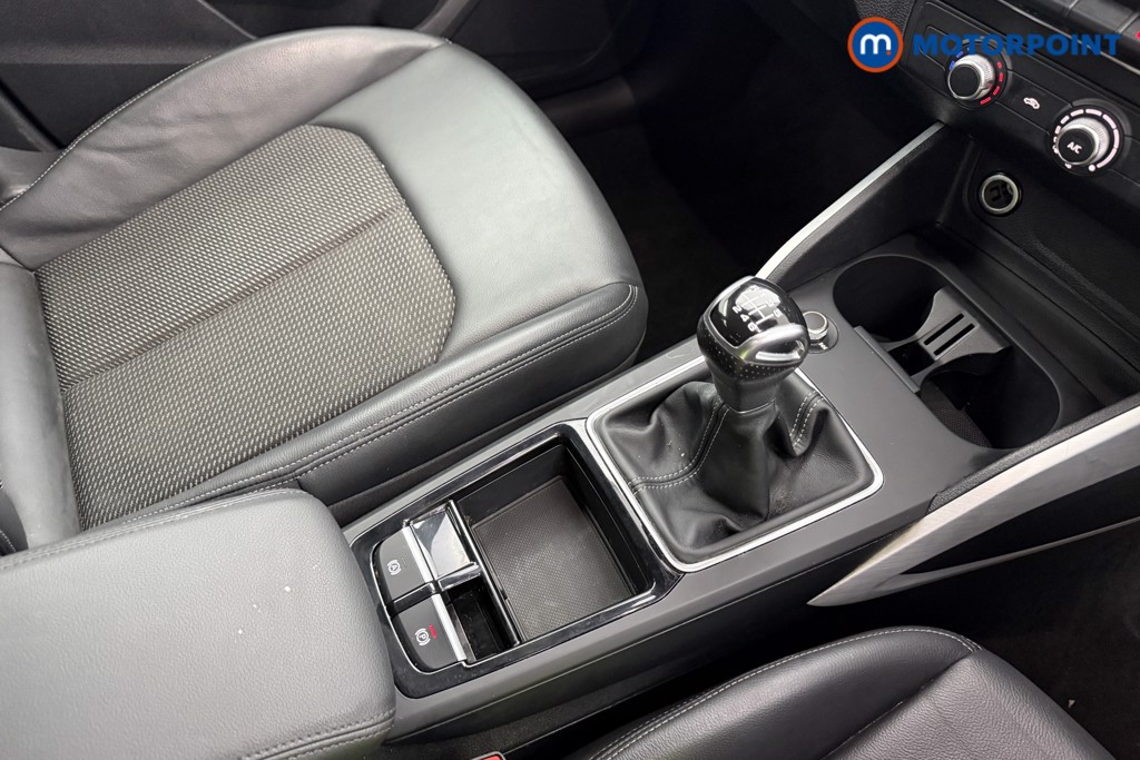 Audi Q2 S Line Manual Petrol SUV - Stock Number (1589574) - 13th supplementary image