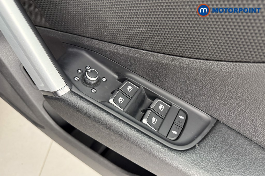 Audi Q2 S Line Manual Petrol SUV - Stock Number (1589574) - 17th supplementary image