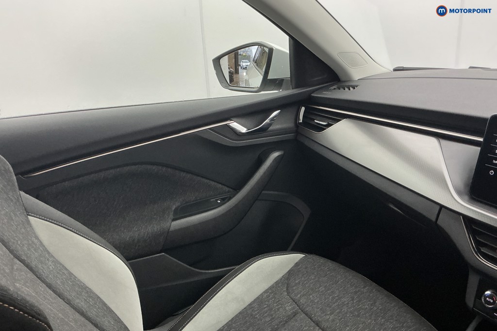 Skoda Scala Se L Manual Petrol Hatchback - Stock Number (1589661) - 17th supplementary image