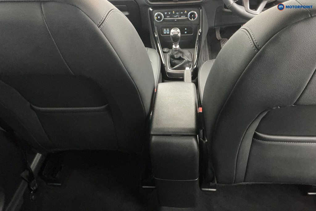 Ford Ecosport Active Manual Petrol SUV - Stock Number (1590357) - 10th supplementary image