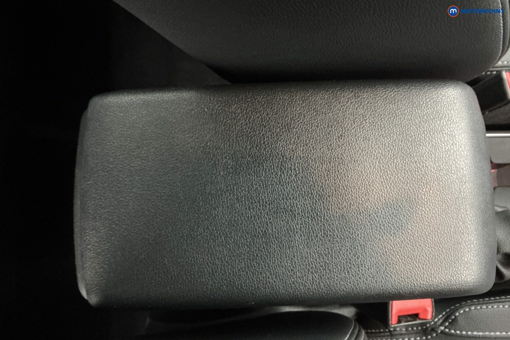 Ford Ecosport Active Manual Petrol SUV - Stock Number (1590357) - 12th supplementary image