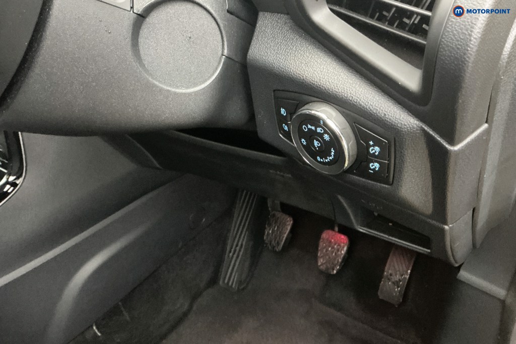 Ford Ecosport Active Manual Petrol SUV - Stock Number (1590357) - 20th supplementary image