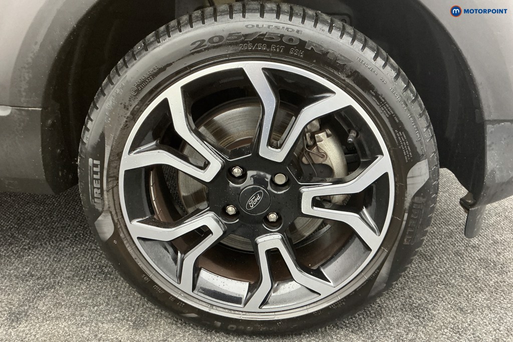 Ford Ecosport Active Manual Petrol SUV - Stock Number (1590357) - 36th supplementary image