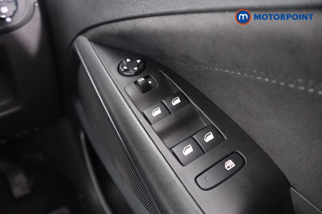 Vauxhall Crossland Ultimate Automatic Petrol SUV - Stock Number (1591671) - 18th supplementary image