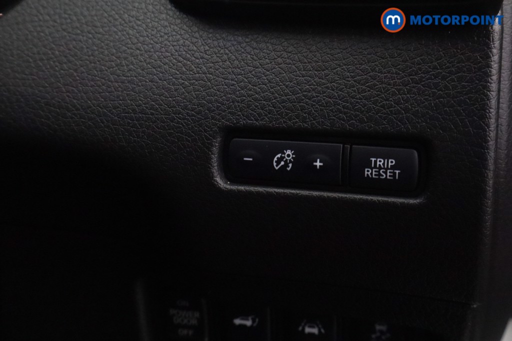 Nissan X-Trail Tekna Automatic Petrol SUV - Stock Number (1591685) - 18th supplementary image