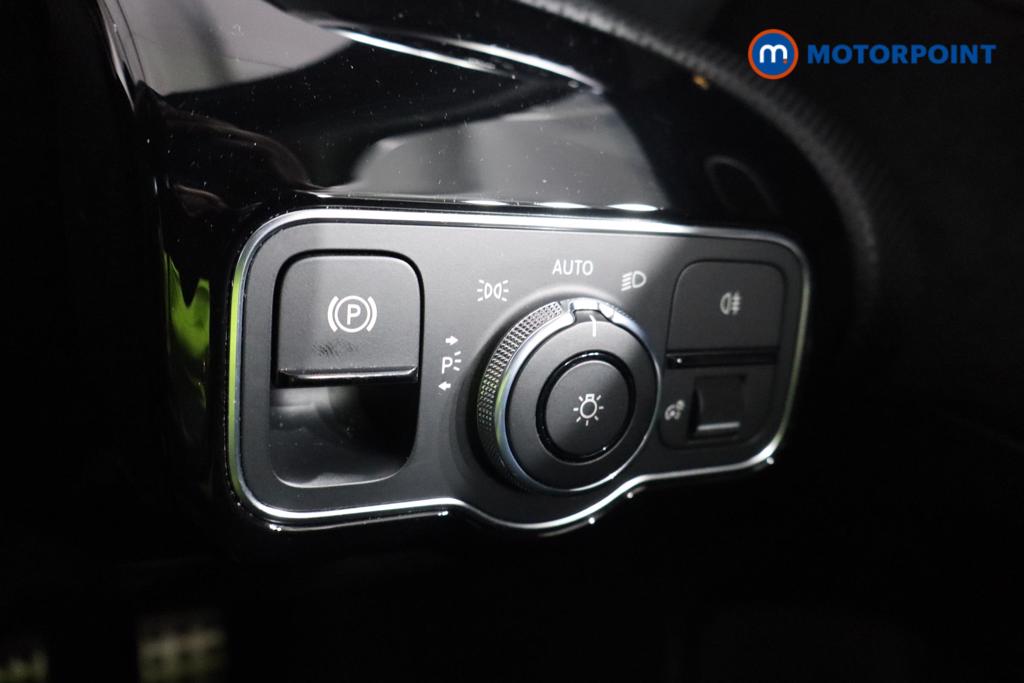 Mercedes-Benz A Class Amg Line Manual Petrol Hatchback - Stock Number (1592556) - 9th supplementary image