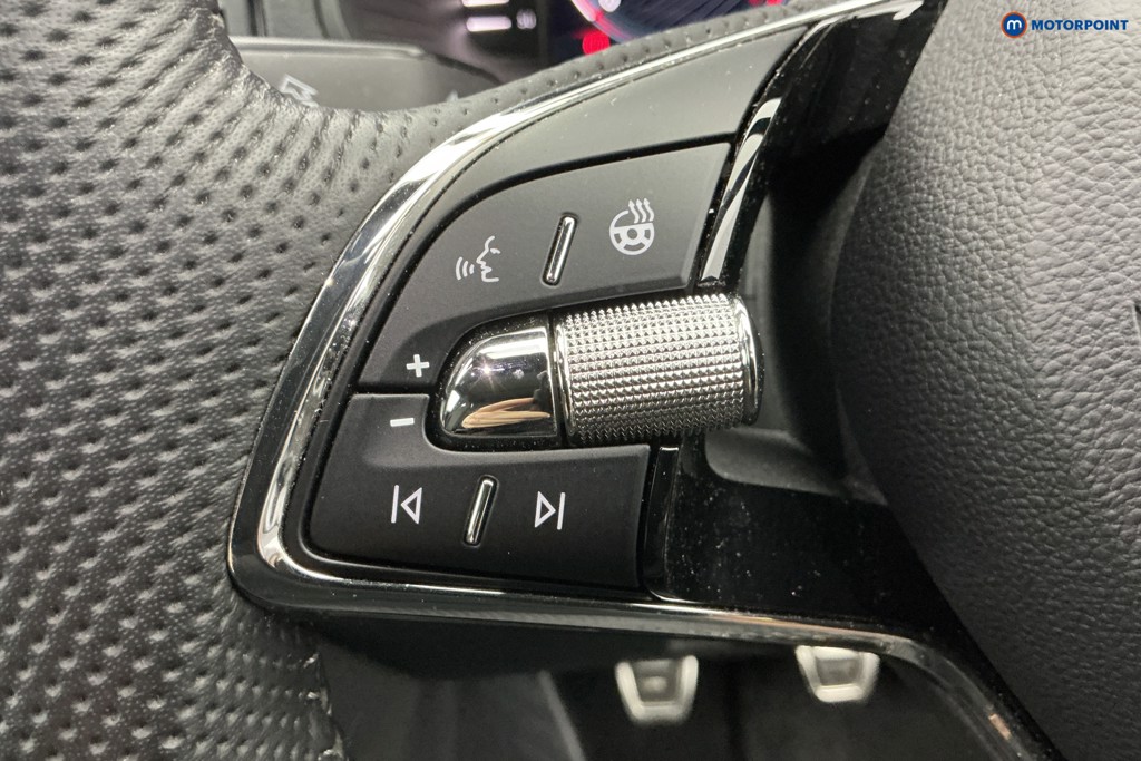 Skoda Karoq Sportline Manual Petrol SUV - Stock Number (1593238) - 19th supplementary image