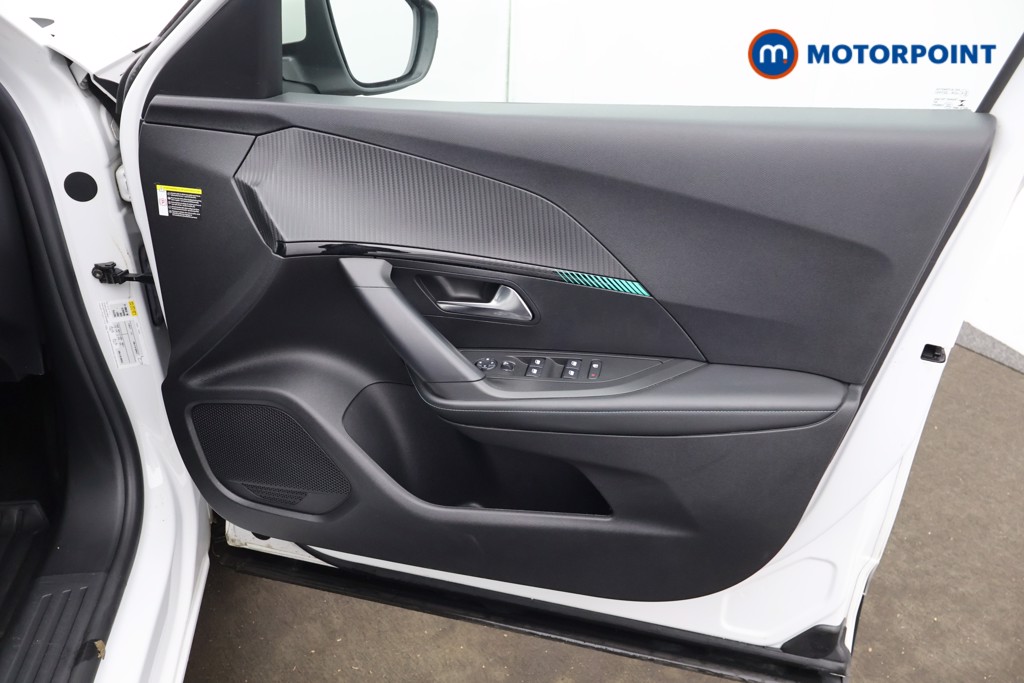 Peugeot 2008 Allure Manual Diesel SUV - Stock Number (1593901) - 10th supplementary image