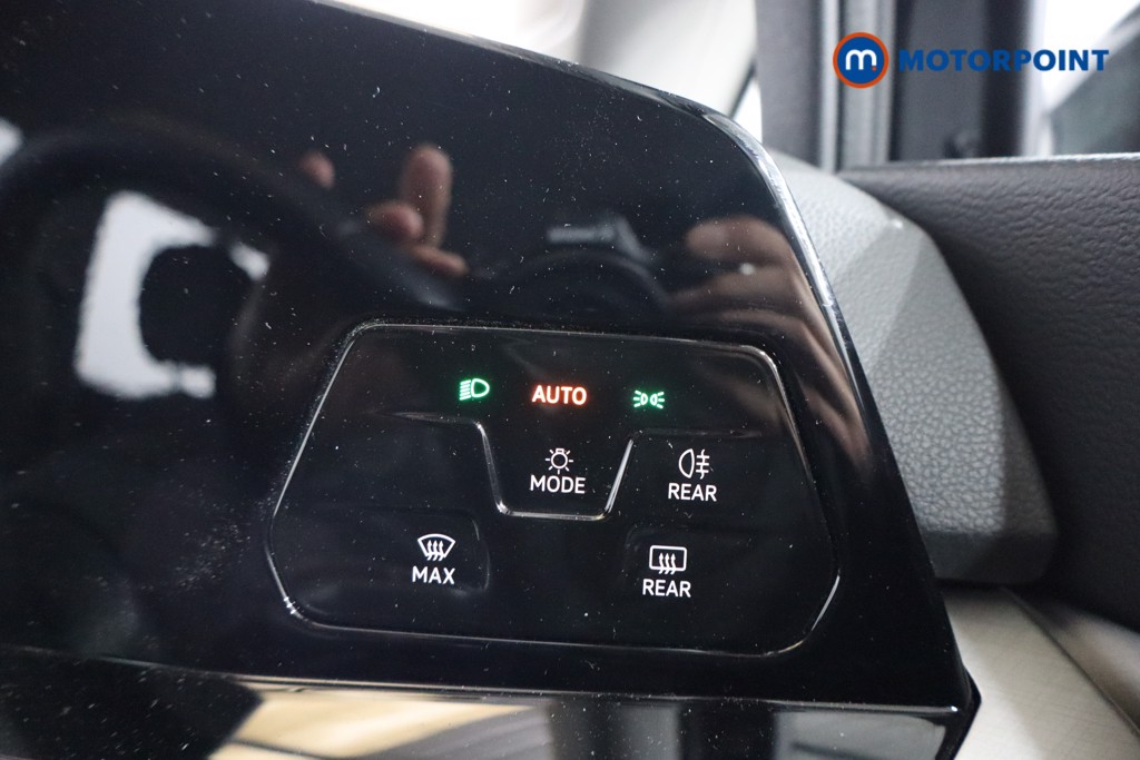 Volkswagen Golf Life Manual Petrol Hatchback - Stock Number (1594046) - 6th supplementary image