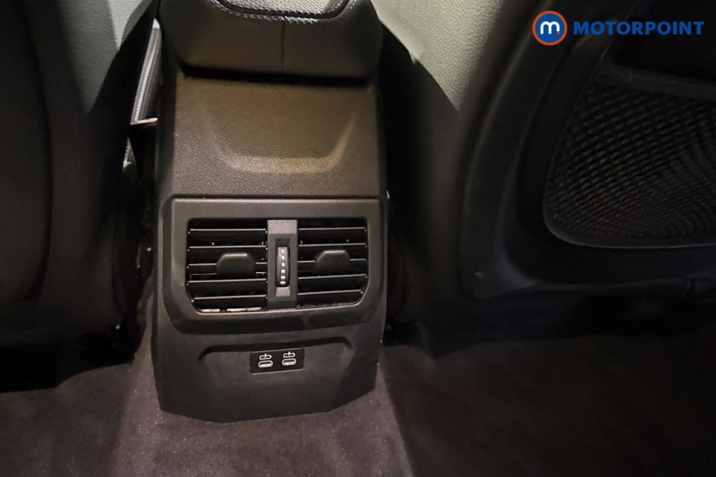 BMW 2 Series M Sport Manual Petrol Saloon - Stock Number (1594274) - 21st supplementary image