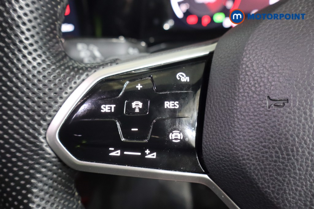 Volkswagen Golf R-Line Automatic Petrol Estate - Stock Number (1594863) - 15th supplementary image