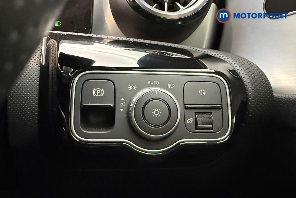 Mercedes-Benz CLA Amg Line Automatic Petrol Coupe - Stock Number (1595166) - 18th supplementary image