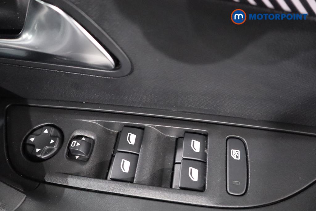 Peugeot 2008 Allure Automatic Petrol SUV - Stock Number (1595704) - 10th supplementary image