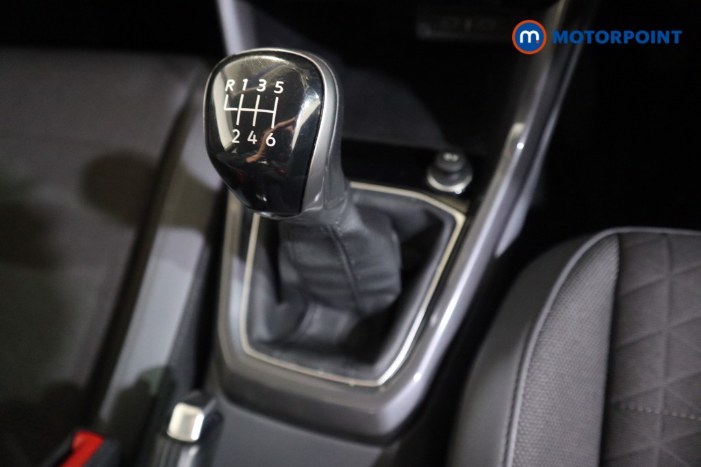 Volkswagen T-Cross SEL Manual Petrol SUV - Stock Number (1595779) - 9th supplementary image