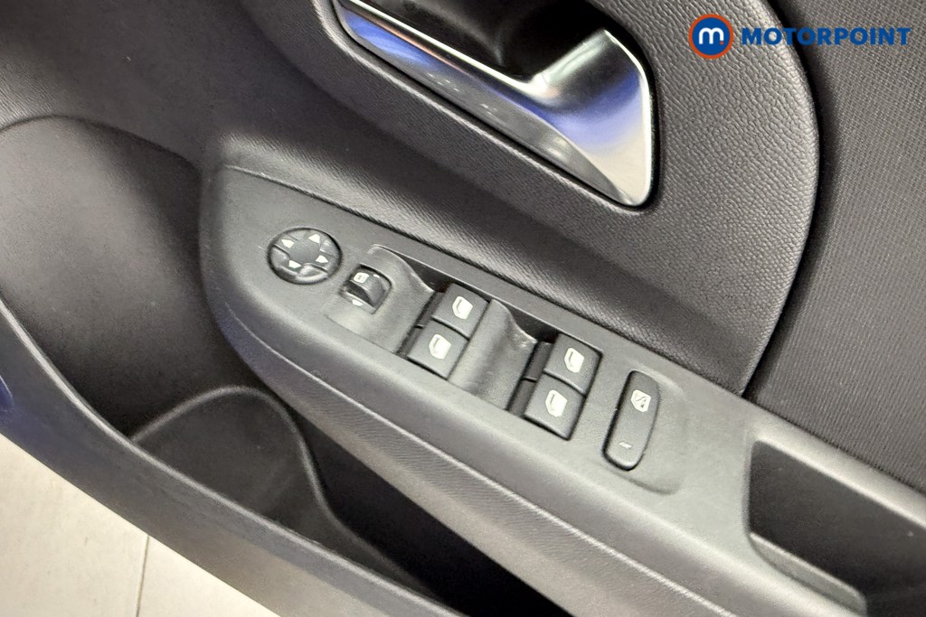 Vauxhall Corsa Design Manual Petrol Hatchback - Stock Number (1596585) - 16th supplementary image