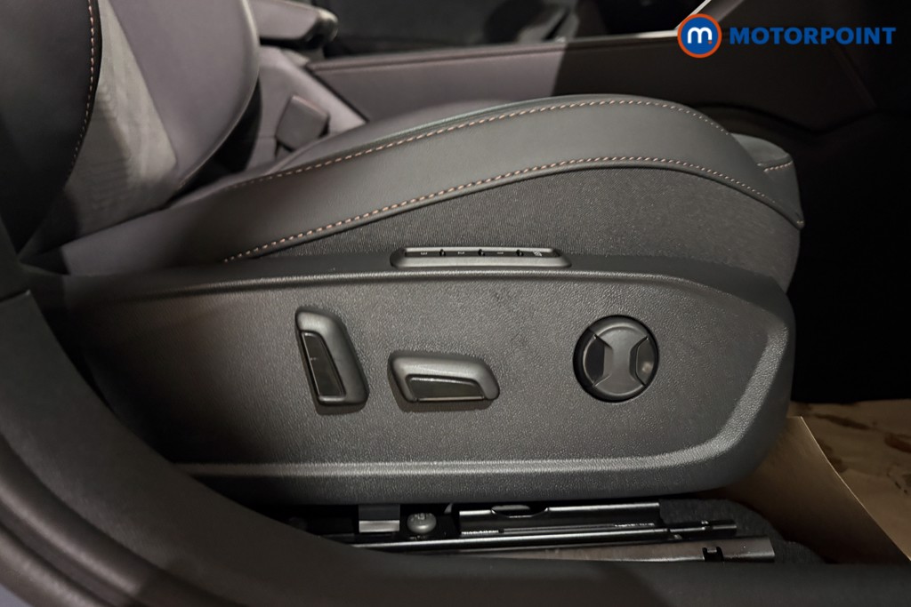 Cupra Formentor VZ1 Automatic Petrol Plug-In Hybrid SUV - Stock Number (1596757) - 8th supplementary image