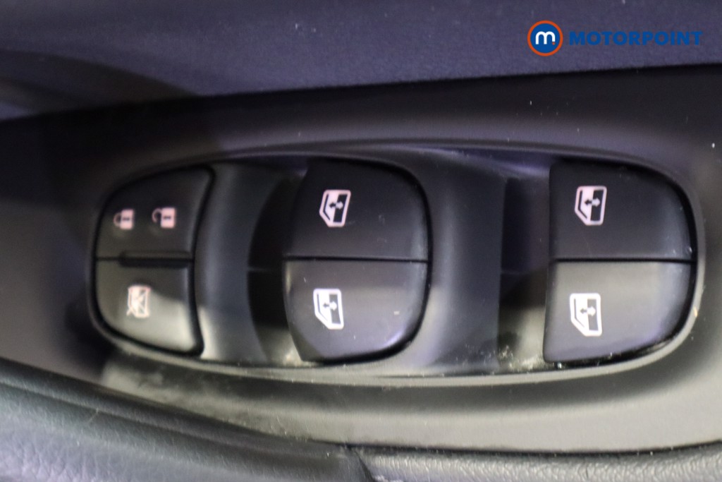 Nissan Qashqai Acenta Premium Manual Petrol SUV - Stock Number (1597874) - 15th supplementary image