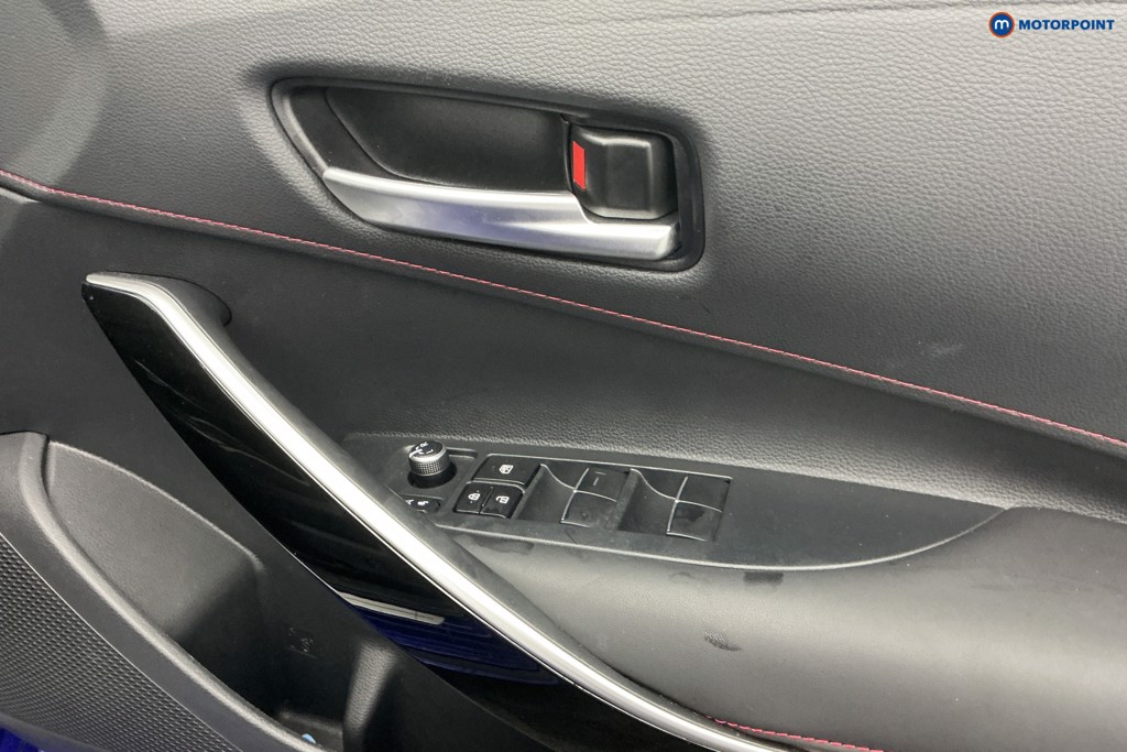 Toyota Corolla Gr Sport Automatic Petrol-Electric Hybrid Hatchback - Stock Number (1598168) - 21st supplementary image