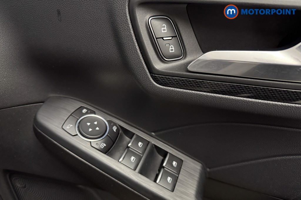 Ford Kuga St-Line X Manual Petrol SUV - Stock Number (1598299) - 20th supplementary image