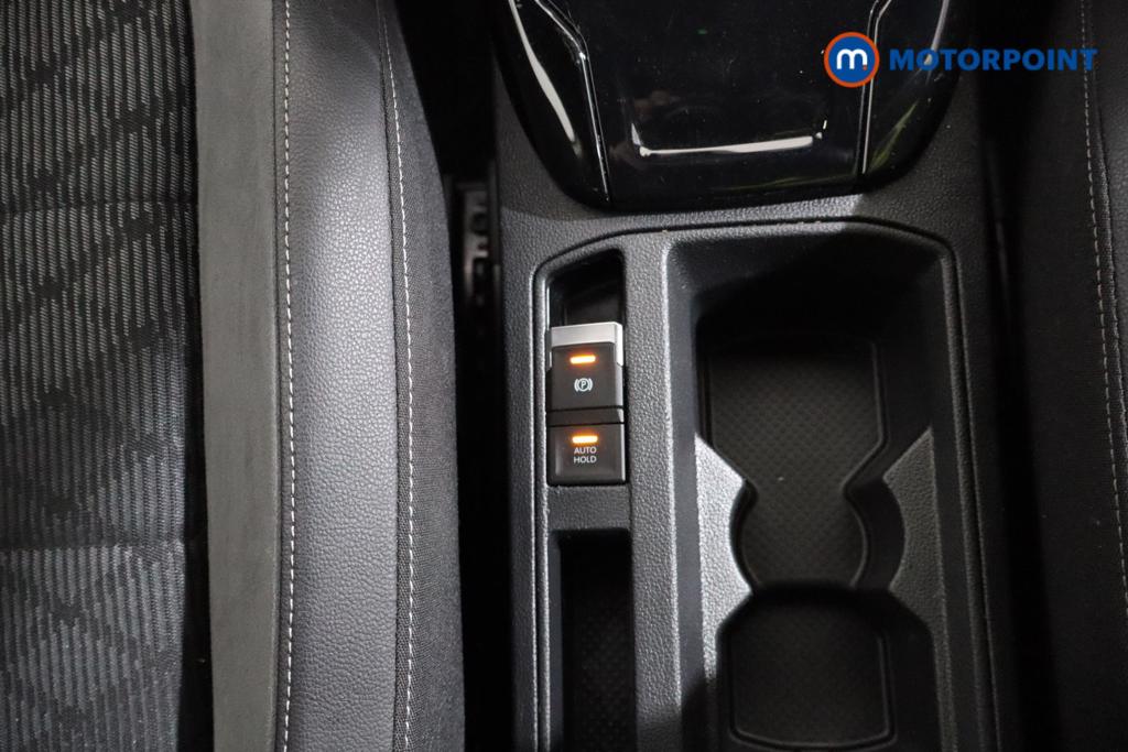 Volkswagen T-Roc R-Line Automatic Petrol SUV - Stock Number (1598450) - 4th supplementary image