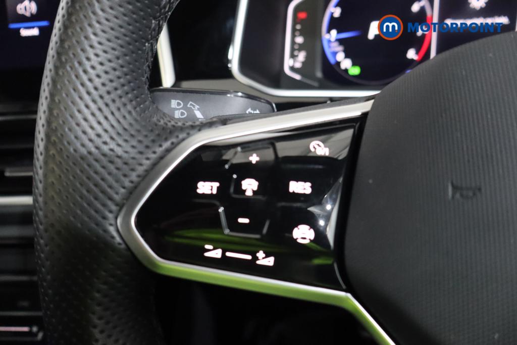 Volkswagen T-Roc R-Line Automatic Petrol SUV - Stock Number (1598450) - 7th supplementary image