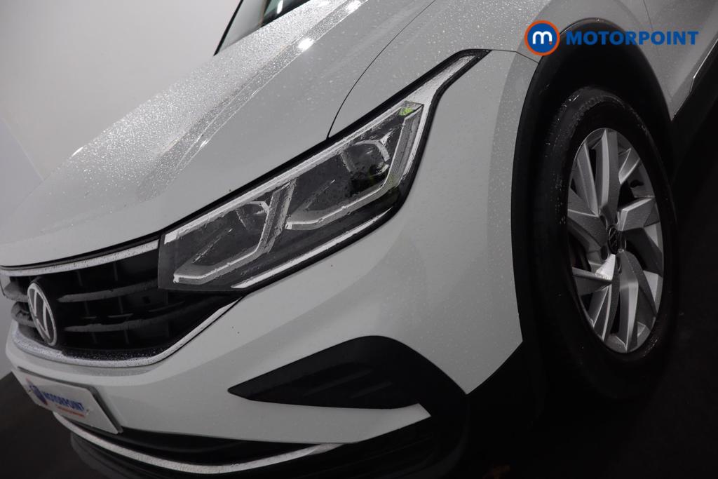 Volkswagen Tiguan Life Automatic Petrol Plug-In Hybrid SUV - Stock Number (1598936) - 12th supplementary image