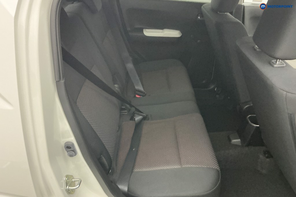 Suzuki Ignis Sz-T Manual Petrol SUV - Stock Number (1599091) - 4th supplementary image