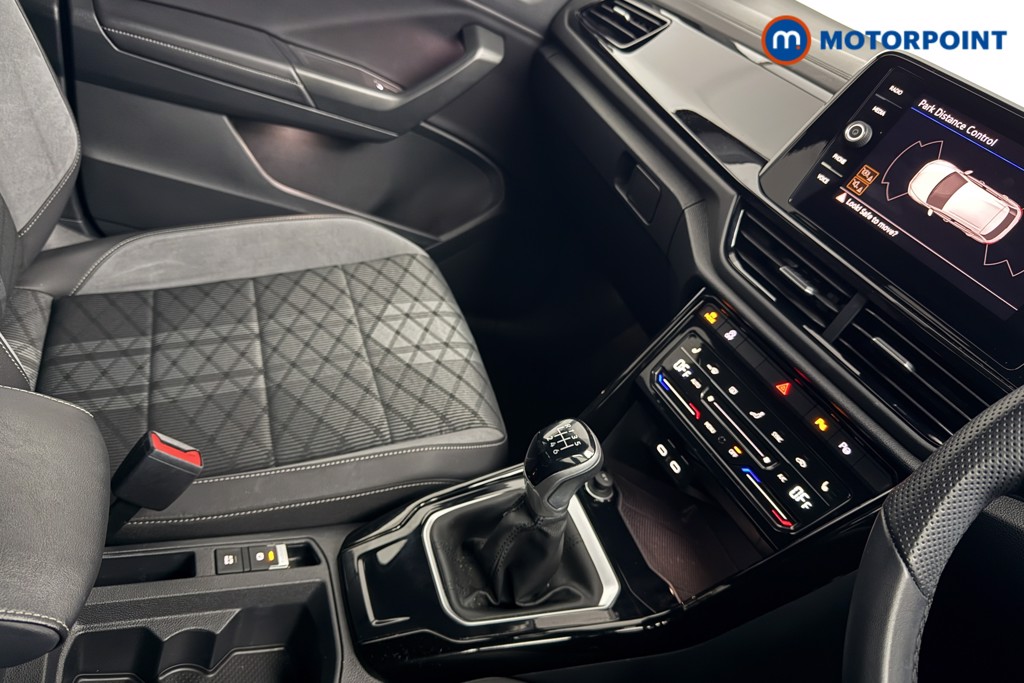 Volkswagen T-Roc R-Line Manual Petrol SUV - Stock Number (1599232) - 17th supplementary image