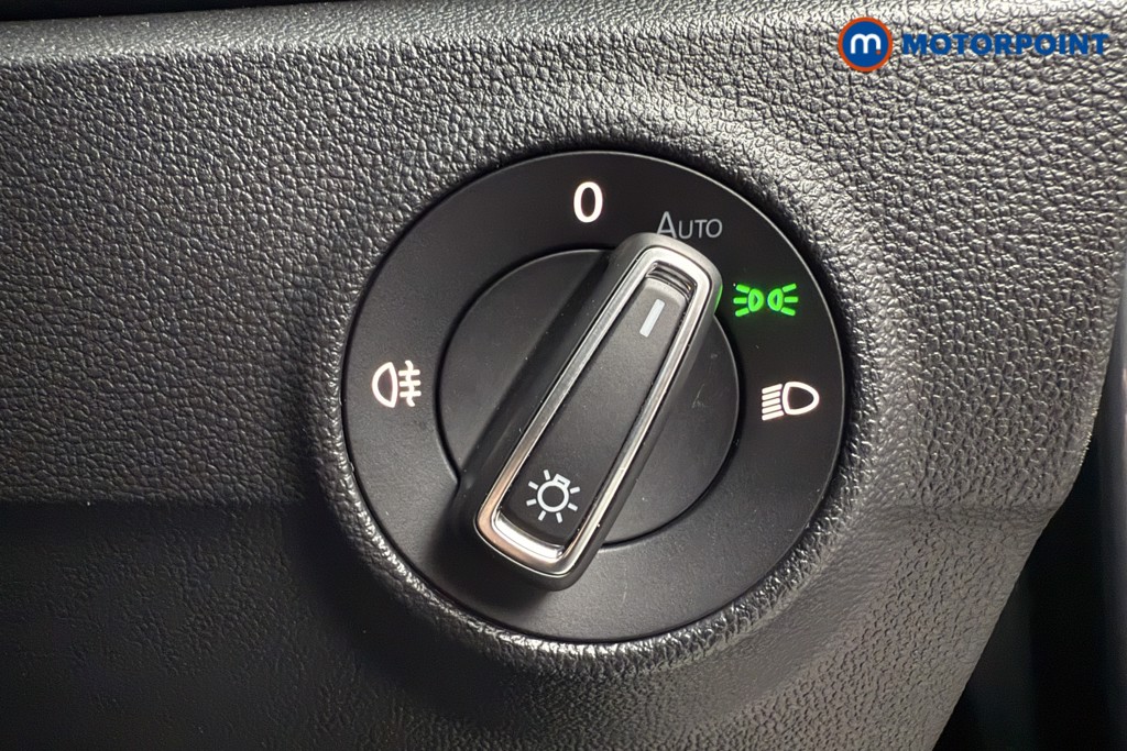 Volkswagen T-Roc R-Line Manual Petrol SUV - Stock Number (1599232) - 18th supplementary image