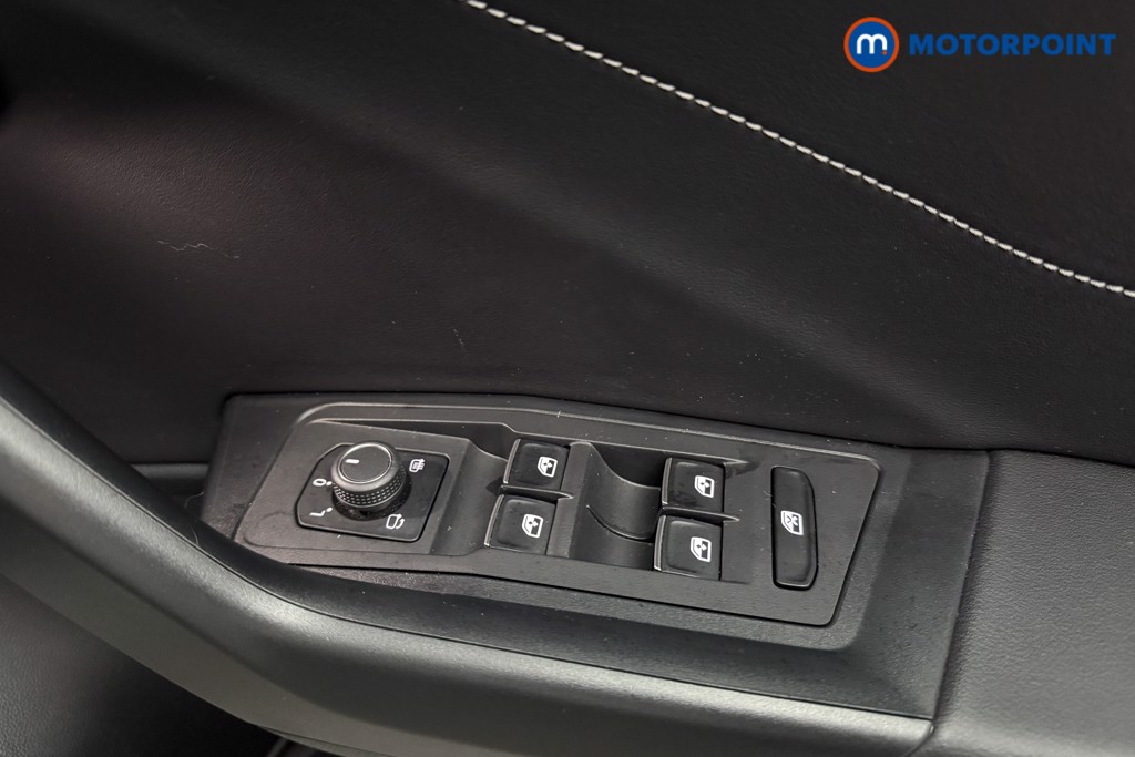 Volkswagen T-Roc R-Line Manual Petrol SUV - Stock Number (1599232) - 20th supplementary image