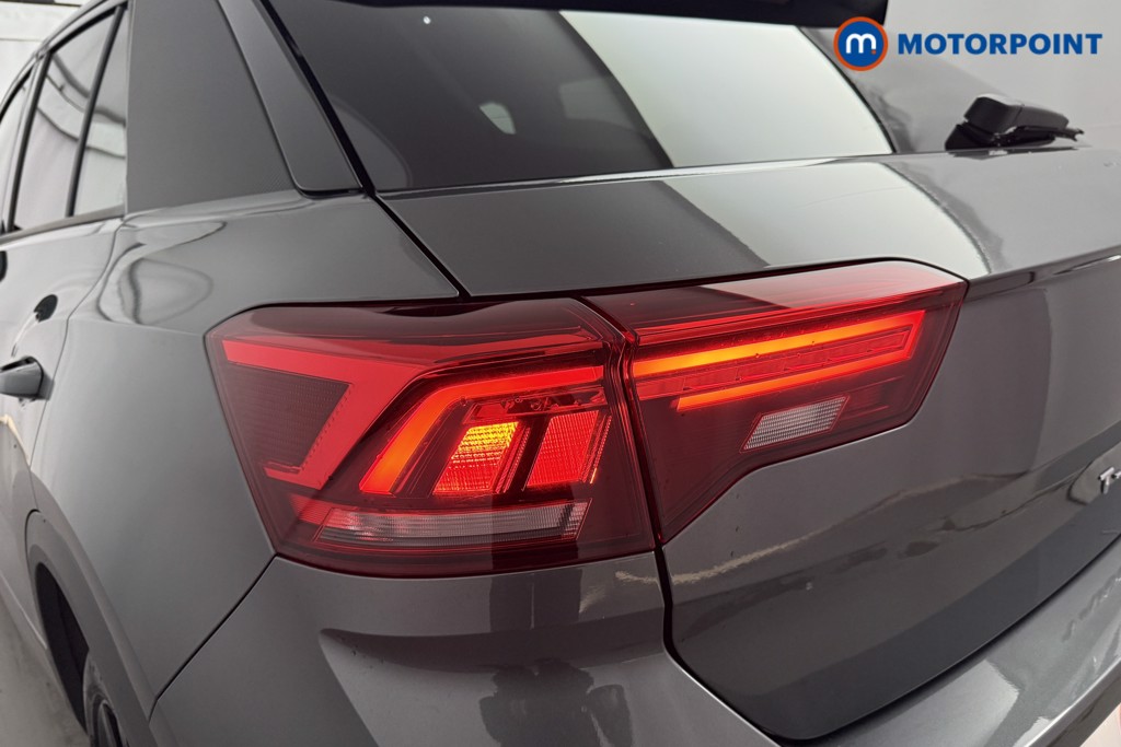 Volkswagen T-Roc R-Line Manual Petrol SUV - Stock Number (1599232) - 28th supplementary image