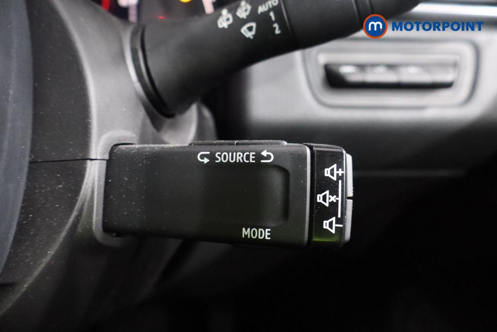 Renault Clio Evolution Automatic Petrol-Electric Hybrid Hatchback - Stock Number (1599321) - 10th supplementary image