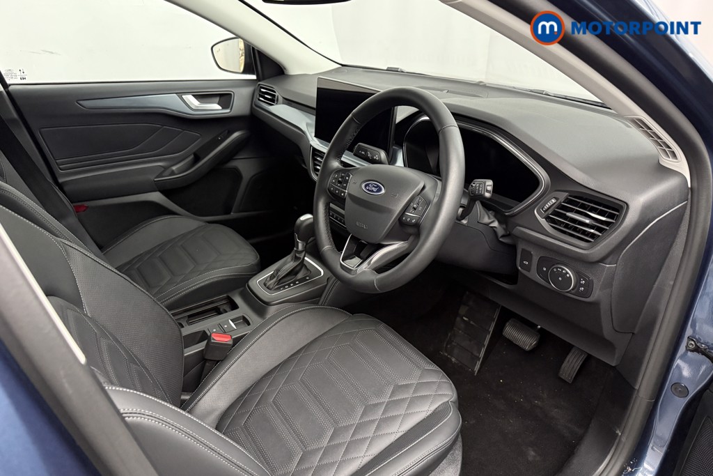 Ford Focus Active X Automatic Petrol Estate - Stock Number (1599411) - 1st supplementary image