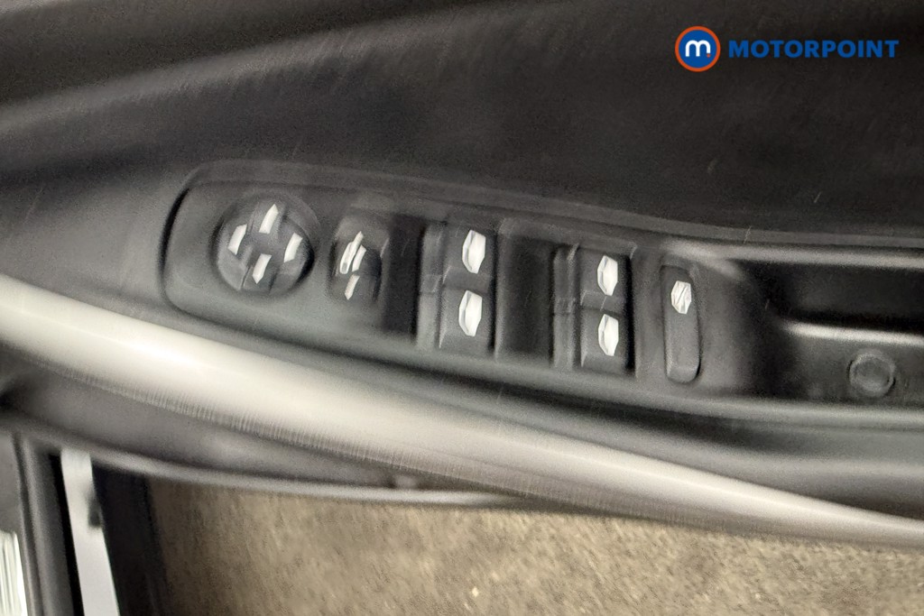 Vauxhall Grandland Ultimate Manual Petrol SUV - Stock Number (1599483) - 21st supplementary image