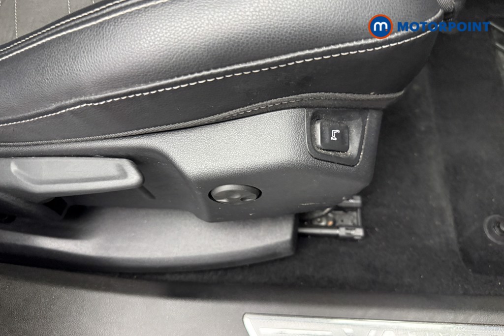 Vauxhall Grandland Ultimate Manual Petrol SUV - Stock Number (1599483) - 22nd supplementary image