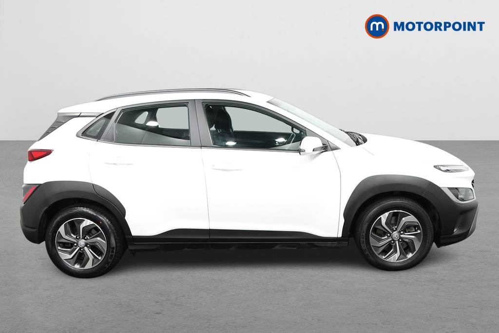 Hyundai Kona Se Connect Automatic Petrol-Electric Hybrid SUV - Stock Number (1599523) - Drivers side