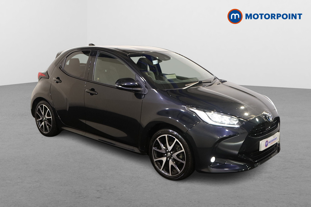 Toyota Yaris Dynamic Automatic Petrol-Electric Hybrid Hatchback - Stock Number (1599559) - Drivers side front corner
