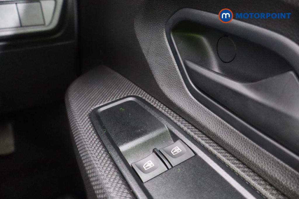 Dacia Sandero Access Manual Petrol Hatchback - Stock Number (1600409) - 9th supplementary image