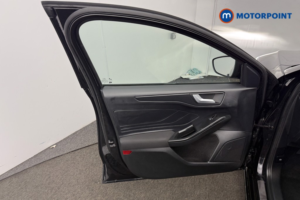 Ford Focus St-Line X Automatic Petrol Hatchback - Stock Number (1600540) - 4th supplementary image