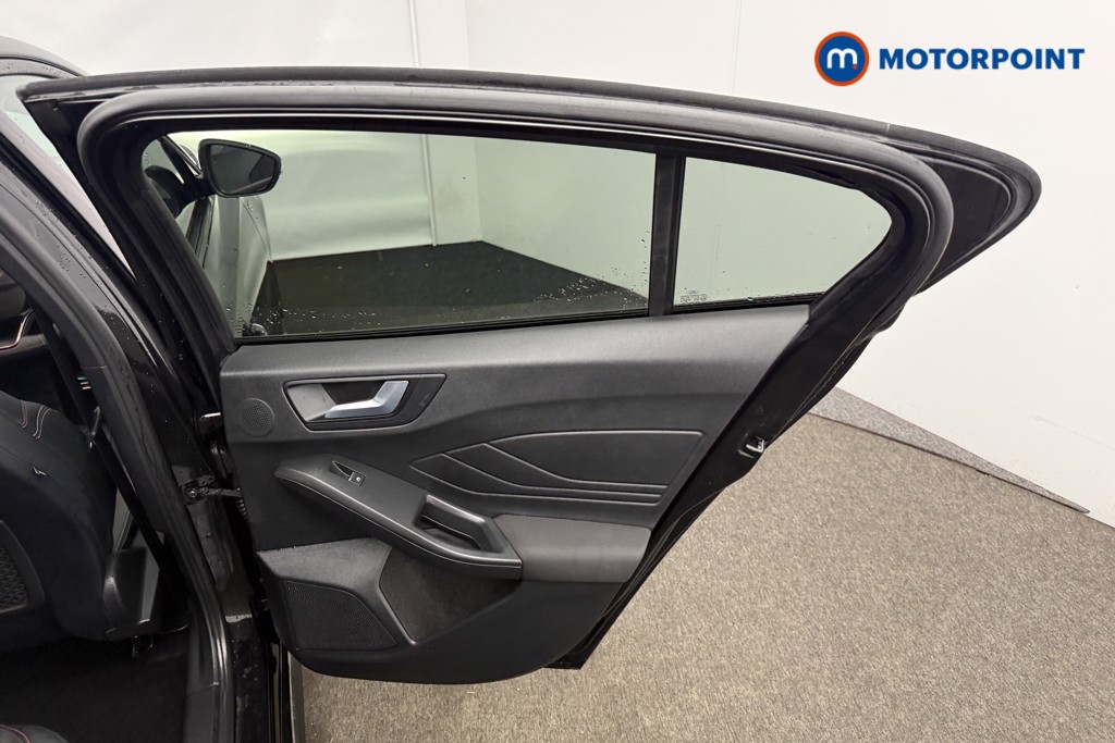 Ford Focus St-Line X Automatic Petrol Hatchback - Stock Number (1600540) - 16th supplementary image