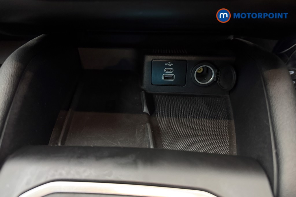 Ford Focus St-Line X Automatic Petrol Hatchback - Stock Number (1600562) - 26th supplementary image