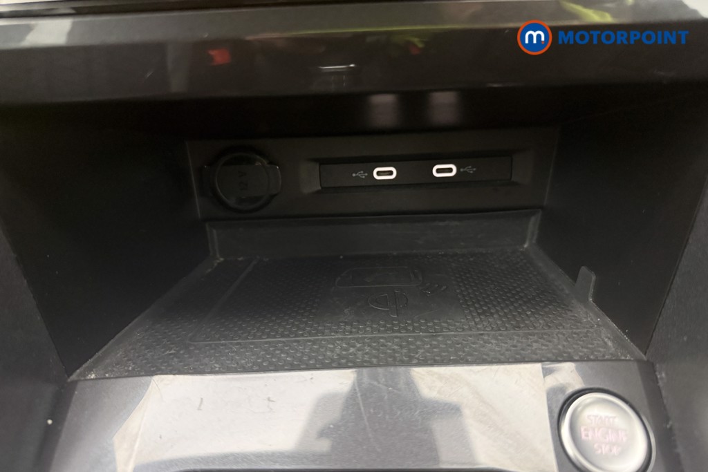 Volkswagen Tiguan Allspace R-Line Automatic Petrol SUV - Stock Number (1600678) - 15th supplementary image